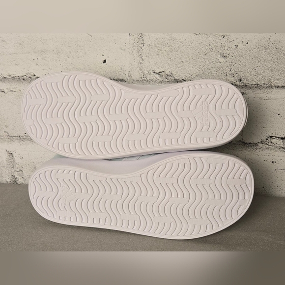 Adidas VL Court 3.0 EL C Kids Light Blue Skate Shoes NWT Size 2.5 - Picture 9 of 15